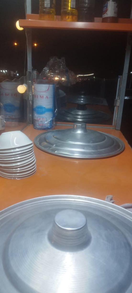 عربانة البلبي للبيع مع الاناره مع منضم وصوندات 
سعر ٢٢٥ مكاني شارع ٨٠ مال نجف قرب الاستداره 
لتواصل ***********
