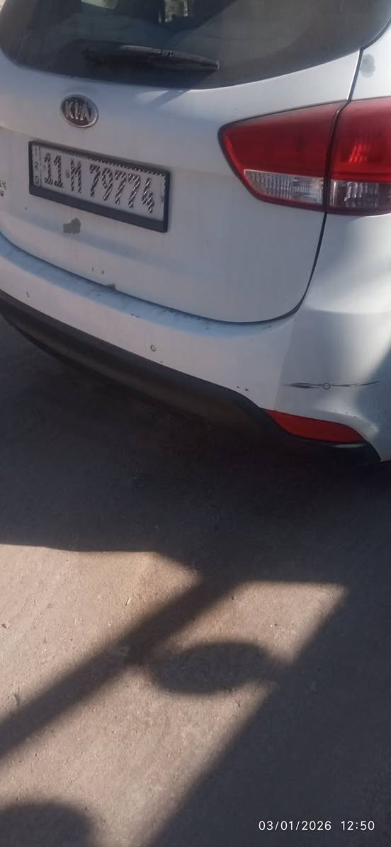 سلام عليكم
كيا كارنز 14 خليجي للبيع مواصفات الكارنز المعروفه
 سبعه راكب 
حساس خلفي 
تحكمات
 لايت دوار 
مكينه 2000 دوش 
تخم تاير
حداديه 80%
تبريدها ممتاز
نظام ECo
ثلا وضعيات قياده
كل شي بيها شغال وعلى وضع الشركه
جاهزه ما تصرف عليها 1000 دينار 
اصيله ما تفشل خيالها
عرضتها@ حلوه 
بيها قطعتين صبغ 
صور الضرر موجودات قبل التصليح 
موجوده بالسماوة معروضه 145 بيها مجال 
واذا اكو مراوس بكارنز 22او 23
للتواصل ***********
