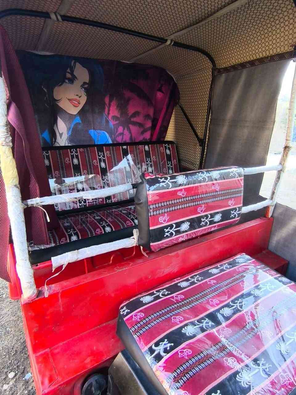 سلام عليكم اخون تكتك البيع موديل18  رقم وسنويه نكليزي بسمي  دوشمه  تخم تاير فماتخسر عليها ربع كبل الشارع مصبوغه عام الجماليه مكينه مكفوله لاتنقيص لاتبخير 5/100بيها مجال  مداور ثاني يوم ولباقي مذكور بل فيديو لعنوان كربلاء حي الساهرون *********** كربلاء, العراق
