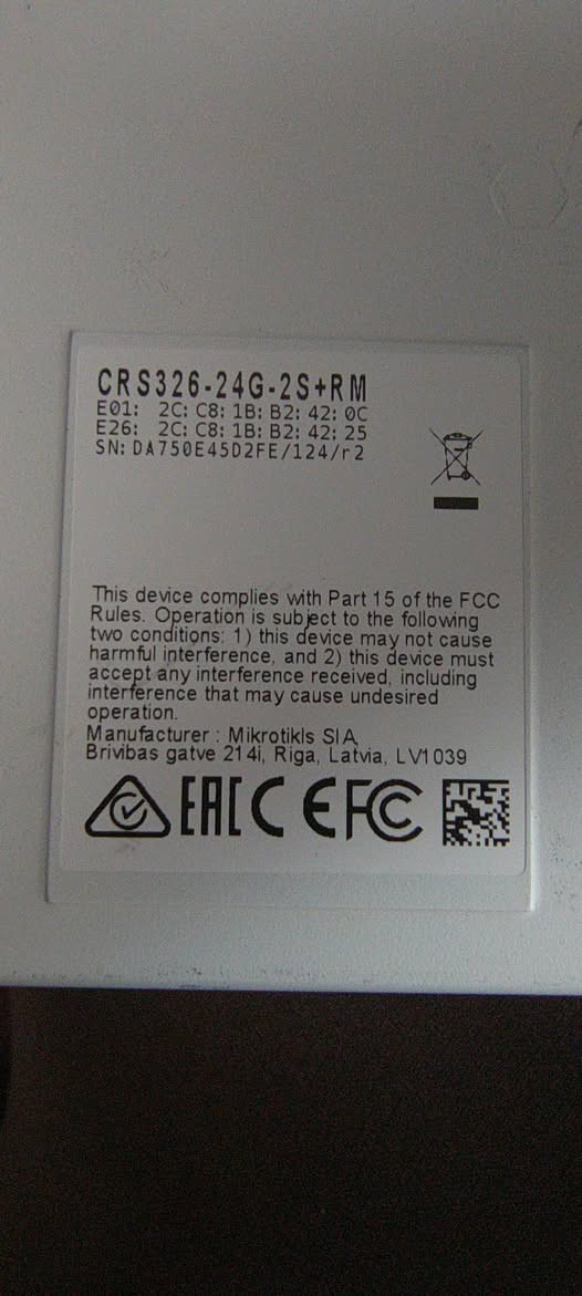 السلام عليكم ورحمة الله وبركاته
Crs 326 24g+2s+rm
مستخدم شهرين
سعر ٢٠٠ الف مع التوصيل


**إذا كنت صاحب هذا الإعلان وتريد حذفه لأي سبب، رجاءا أرسل رسالة إلى الدعم الفني**