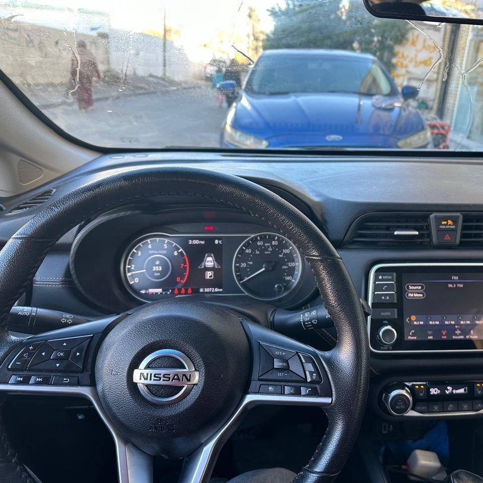 نیسان ڤێرسا 2022 SR فول قەپات مواسەفات 
هەر چوار جام کارەبای 
تەعدیل سورعە راداری پێشو  
راداری دواوە و تەنیشت 
ئوتۆ ستۆپ ئێر باگ سیستەم 
کامێرا شاشە ئایپاد خەتی جادە تایەی حاسەیە 
سوکان فۆلیۆم ویلکەپ سوکان تەقەل بیلاد  
هەمو کارەبایەتو رادرو حاسەکان ئیشدەکەن 
٢پارچەی سبوخە دەرگای پشت 
سایەق و چاملخی پشتی  
چوار تایەی نوێی لەسەرە و یەک بستی ساردی هەیە
 هەموو گیانی بەشەرت  

سعر: لە کۆمێنت داوای بکە ڕاستەوخۆ بۆت دێت 📩 

گێڕو مەکینە بەشەرت  تەرزەکوت بەشەرت 
یەک گلۆپ لە ناو شاشەی پێ نییە 
سەنەوی و ژینگە رەقەم و هەزە 
هەمووی نوێیە بە ناوی خۆمە 

ژمارەی خاوەنەکەی 
***********
