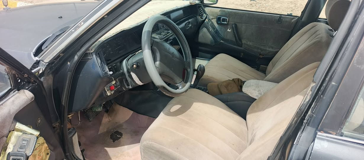 السلام عليكم كراون ارنب طويل موديل 93 هزة جديده رقم نجف سنويه لل 28 مكفوله مكينه وكير جديد تبريد عل سويج السياره خير من الله بأسمي السعر (46) وبيه مجال  الاستفسار اكثر  ..
***********
مكاني نجف
