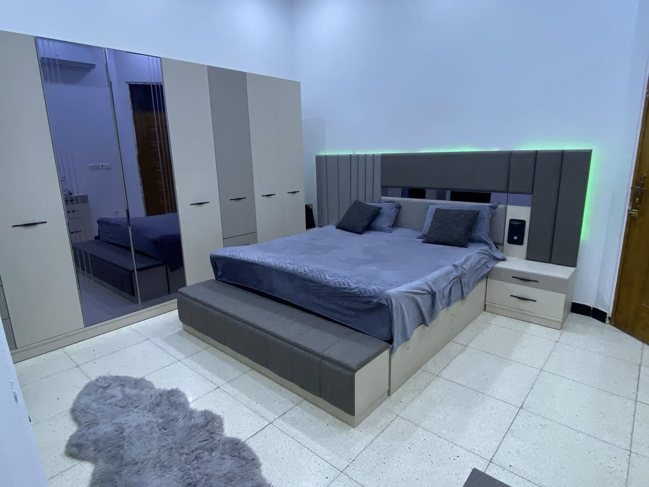 غرفه تركيي لل للبيع نضافه95٪؜  جديده مصار فتره من اخذتها  اريدها بل مليون ونص  مكاني الدوره


**إذا كنت صاحب هذا الإعلان وتريد حذفه لأي سبب، رجاءا أرسل رسالة إلى الدعم الفني**