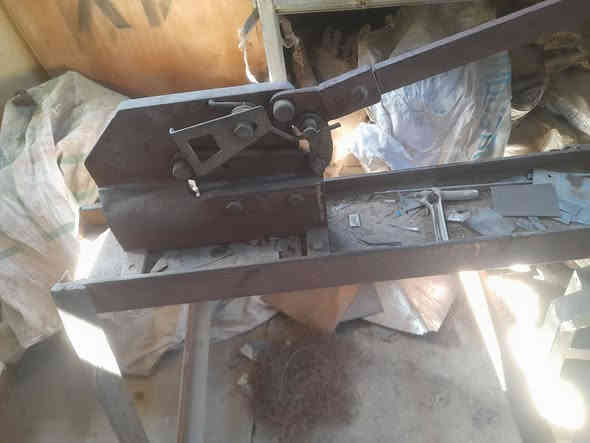 السلام عليكم غراض حداده للبيع كل قطعه وسعرها 
1: مكينة ياباني قدره ٣٠٠
2:مكينة ياباني قدره ٢٥٠ 
3:كراكر قدره ٢٤٠ عدد ٢ 
4:دريل تثقيب ثابت صيني 
5:كتر حديد ثري فيز 7.5احصان 
6: مكص بليت كامل هو وقاعده
الاتصال ***********
