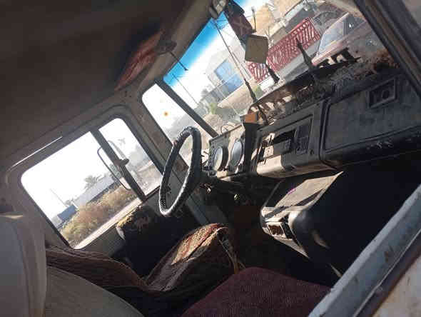 يا الله سلام عليكم مارسدس خرس سياره تخم تاير مكينه جديد اكسن  8 ابو دب كهربأياته كله شغاله بدي جنل منجوه مو خشب بدي طويل ملاحضه سياره ورثه اسعر 4 ملاين وبيه مجال ‏‪‏‪***********‬‏
مكاني حله
