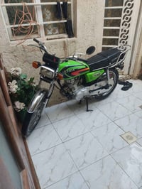 دراجة سنوية • رقم إنكليزي • نجف