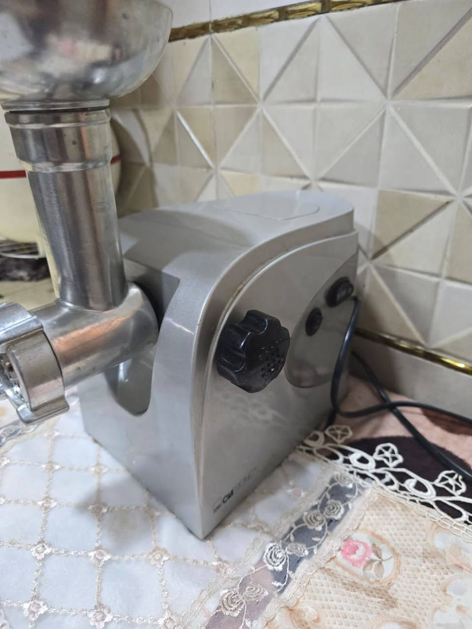 السلام عليكم جلسه عليه ٣قطع قطعتين كبار وزاويه الكبار قياس الوحده مترين ونص قماشهن قديفه السعر ٩٠ثرامه لحم شرط الشغل السعر ٤٠


**إذا كنت صاحب هذا الإعلان وتريد حذفه لأي سبب، رجاءا أرسل رسالة إلى الدعم الفني**