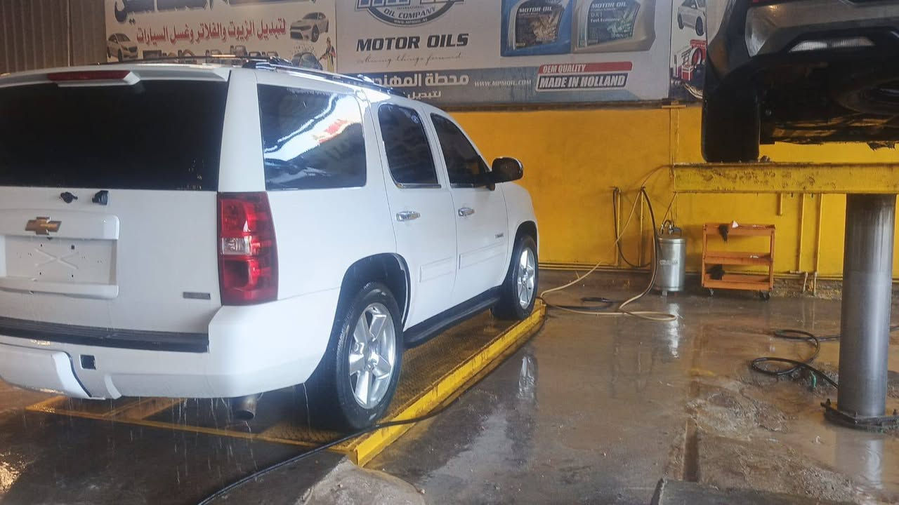 سلام عليكم تاهو موديل 2011 رقم أربيل إنكليزي شرط مداور ثاني يوم السياره جاهزه من كير مكينه تبريد  ثلج منضومه غاز الضرر جاملغ وبنيد مبدل فقط السعر 220وبيهه مجال للاستفسار اتصال ***********  مكان السياره النجف
