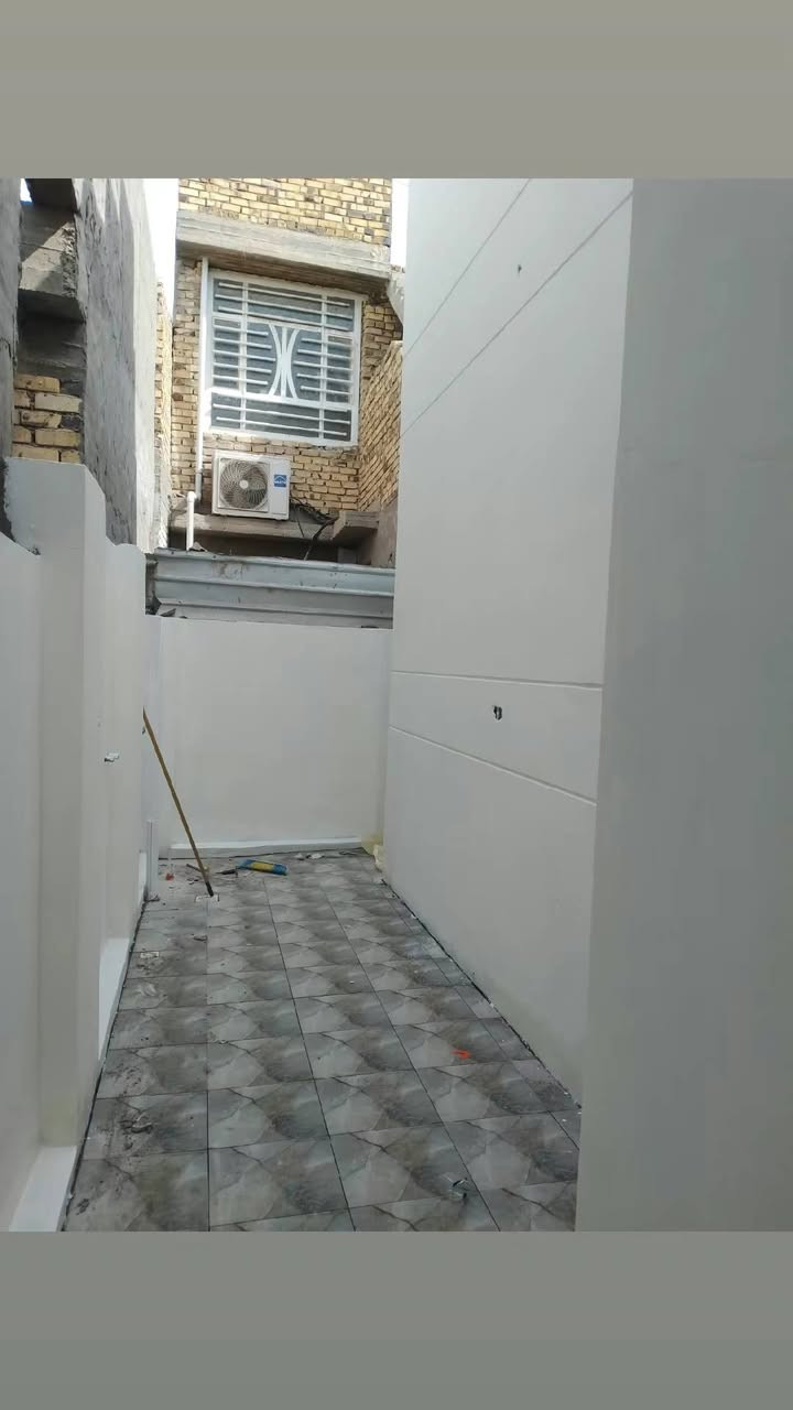 سلام عليكم متابعينا الكرام جانب من اعمالنه عرض خاص بالاسعار صبغ الواجهيات ولحديد بيبان شبابيك بابل لتواصل ***********
