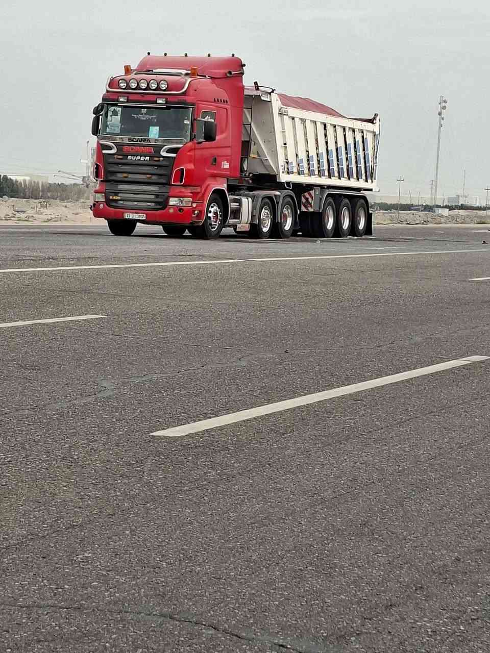 السلام عليكم  سكانيه للبيع سنكل امامي بلاد مربوطه كلاب سنويه مصفره بسمي سياره جاهزه راس وعربانه تخم تاير الراس ٢٠٠٧ والعربانه ماك نيسان ٢٠١٥ البصره للسيبه ***********
