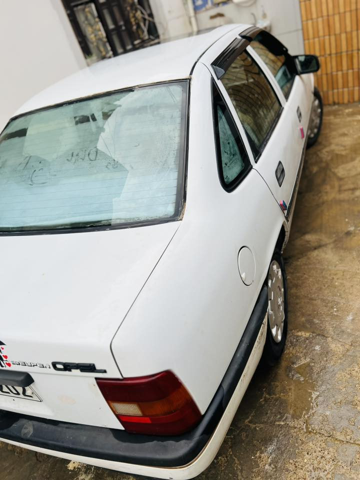 فكترا 18 كلشي بلادي مابيها اي تصليح هلالات هم مامصلح سنويه لل 29 دفتر بانزين سيارة باسمي سعر 45 وبي مجال للاستفسار ***********
