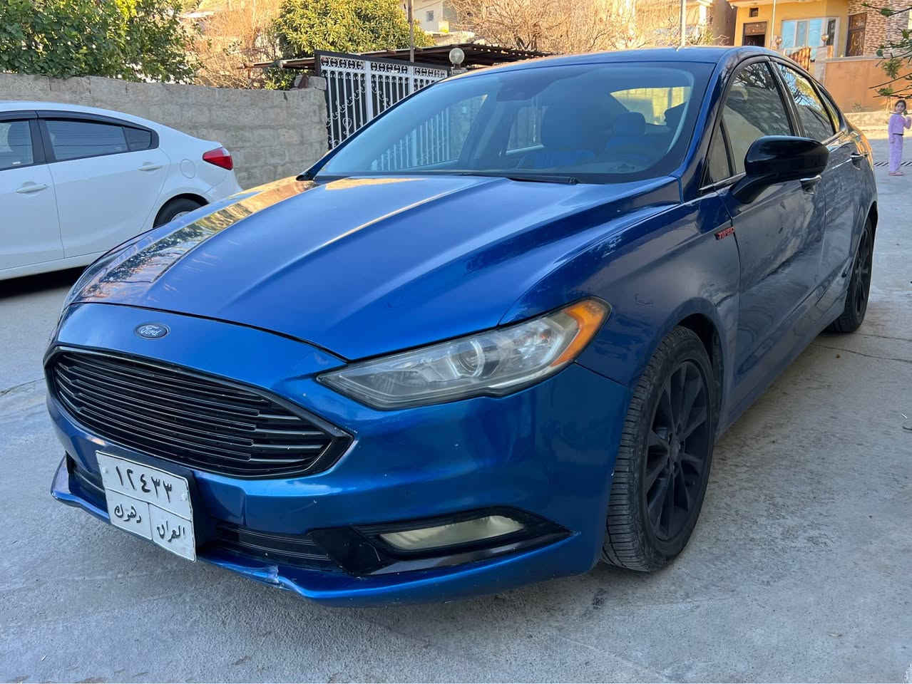 للبيع نقداً… فورد فيوجن موديل ٢٠١٧… كير اوتو… محرك ٢٥٠٠ المرغوب بدون توربو… كشنات جلد وكهرباء… بيهه بنيد وجم مكانات بصحفة السايق صبغ بدون دواخل بدون شواصي شرط والسيارة جاهزة من كل النواحي… المكان دهوك… السعر ٩٨ ومجال…. عليهه ٨٠٠$ غرامة تنخصم من السعر…. للاستفسار 
***********
*********** دهوك, العراق
