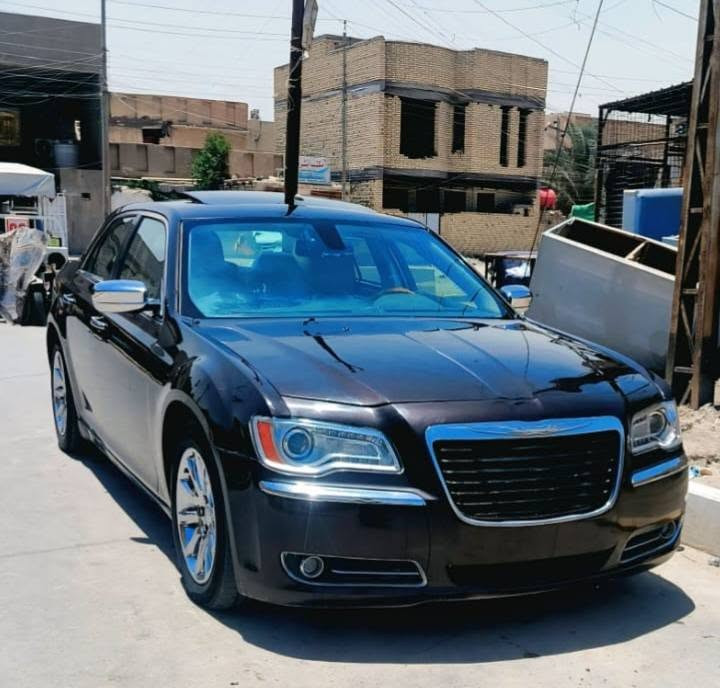 اوباما 14 خليجيه كفاله من الكص 
بلاتينيوم.   C
فول موصفات فول للاخير
مكينه هيمي
ويل كروم 
سياره مال جناي ومعوب عليه  
نقصه بس غاز للتبريد 
مكاني ناصريه مركز
***********
