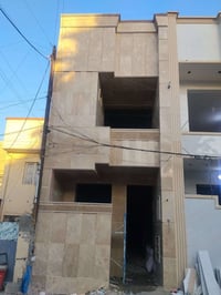 مشتمل طابو صرف للبيع 75 متر 4غرف نوم واستقبال مرمر درجة اولى حي البنوك...