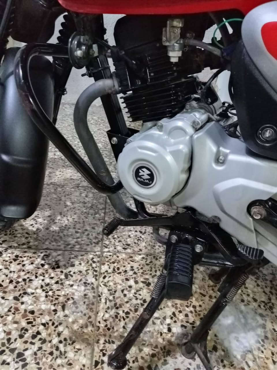 دراجة زيرو زيرو
وراقه صوليات شرط ترقيم 
بوكسر نازله 23 شكل 23 كفاله عامه من كلشي 
دراجة نظافته 100% حته عده ماشركه بيه 
نظيقه بشكل ستخدام شخصي جانج مضمومه
كله وضع شركه كلشي مابدل بيه مكاني شهداء العبيدي 
***********

