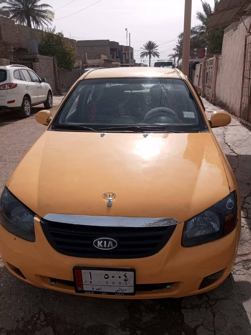 السلام عليكم  سبكترة موديل 2009 السيارة  مكفولة من دعامية ال دعامية رقم ديالى  تغم تاير جديد  حدادية جديده  دبلات أمامي خلفي جدد رقم *********** النوان ديالى غالبية سعر 68 بيهة مجال
