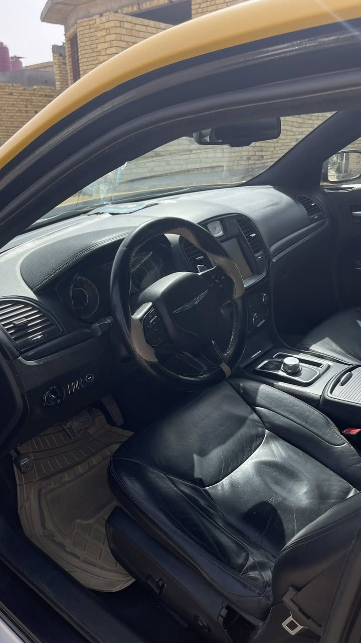 السلام عليكم سياره اوباما للبيع موديل 16معلايه 22 سياره بيه تبديل قطعتين والسياره صاعده هزه قبل شهر مكلف ب النشر
***********
