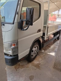 كنتر 2020 لوحة بغداد  طول بدي 5 متر    ماشية 130 الف مكفولة  سعر 268 و...