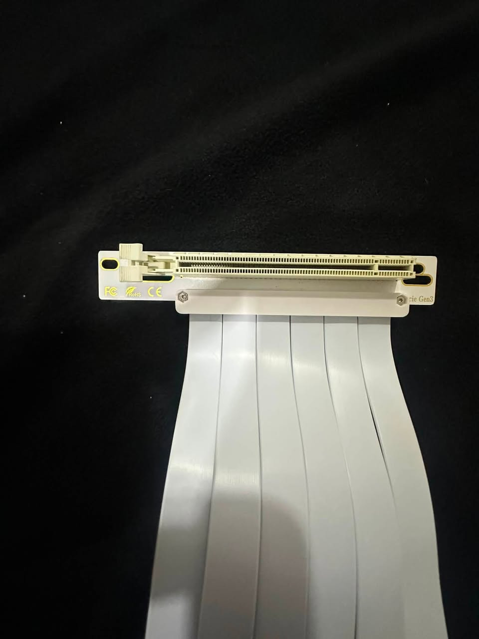 pci extension gen 3 
مستعمله ٣ ايام

سعر ٣٠ الف
ادمن 😘


**إذا كنت صاحب هذا الإعلان وتريد حذفه لأي سبب، رجاءا أرسل رسالة إلى الدعم الفني**