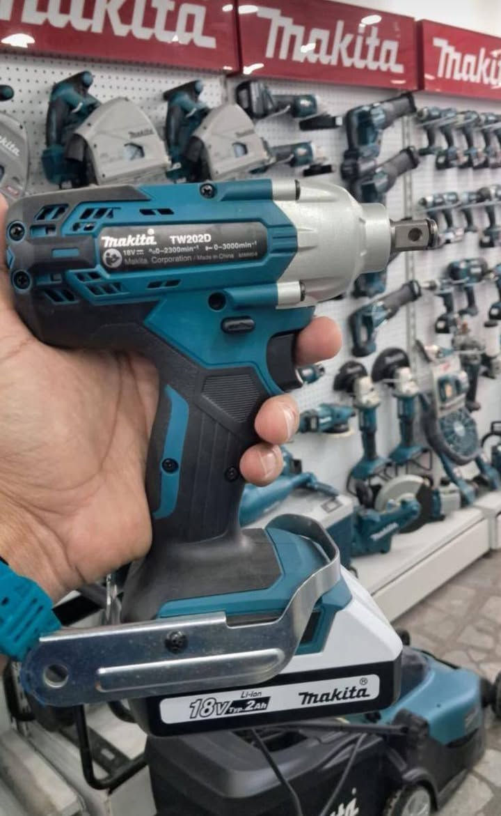 للبيع سعر جوة كل منشور للتصال ***********
