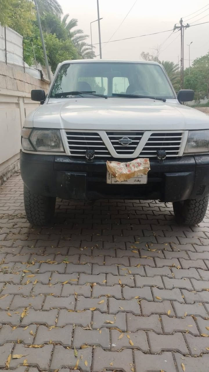 سلام عليكم نيسان باترول موديل ٢٠٠١ سياره جاهزه للاخر كير مكينه صدر تبريد تخم تاير دنلوب رقم بغداد سياره معمره ومصبوغه رقم صاحب سياره *********** سعر ٧٥ وبي مجال قلبل
