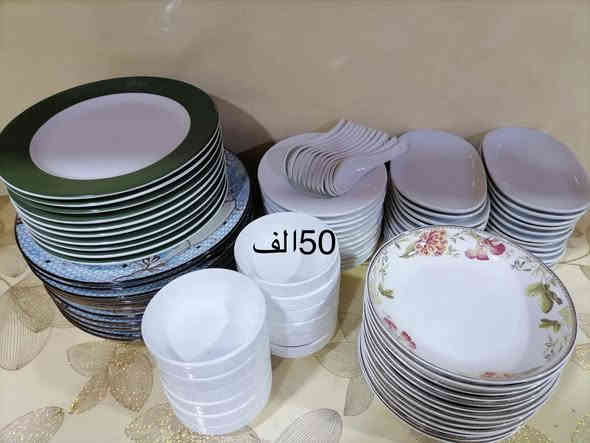 السلام عليكم يوجود مواعين درجه أولى يوجد تنور كهربائي نوعيه متازه يوجد صحونه كلش حلوه مكاني البصرة ابو الخصيب رقمي ***********
