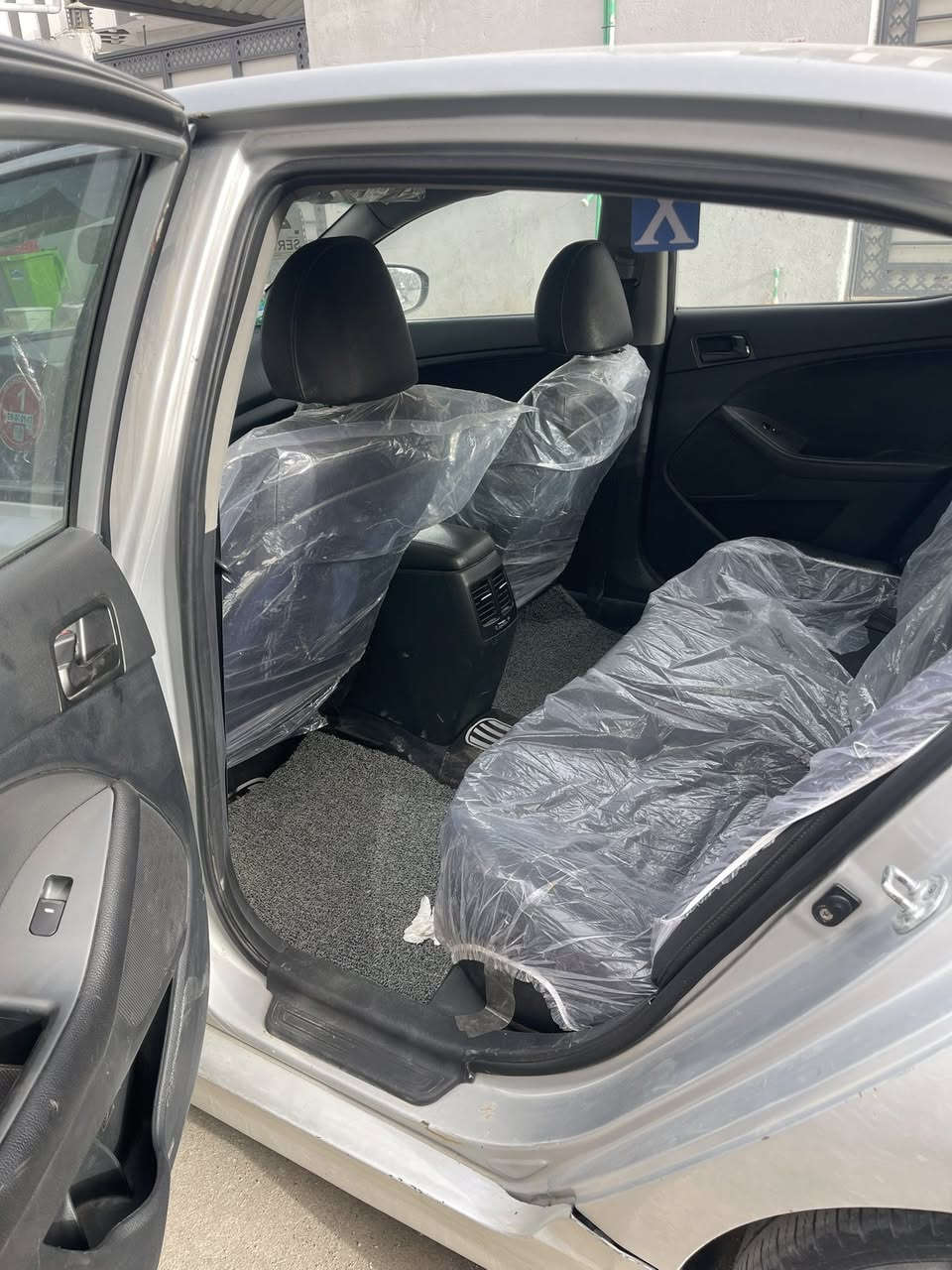 اسلام عليكم K52016 السيار (ادوات ادوات ) كص جنطه السياره تايرات حداده تبريد السياره كامله مكمله ربع ما اذب وكير ومحرك كفاله وشخط ما بيه السياره السياره غاز خط واحد ابلاد المكان البصره السعر 52 وبيه مجال


**إذا كنت صاحب هذا الإعلان وتريد حذفه لأي سبب، رجاءا أرسل رسالة إلى الدعم الفني**