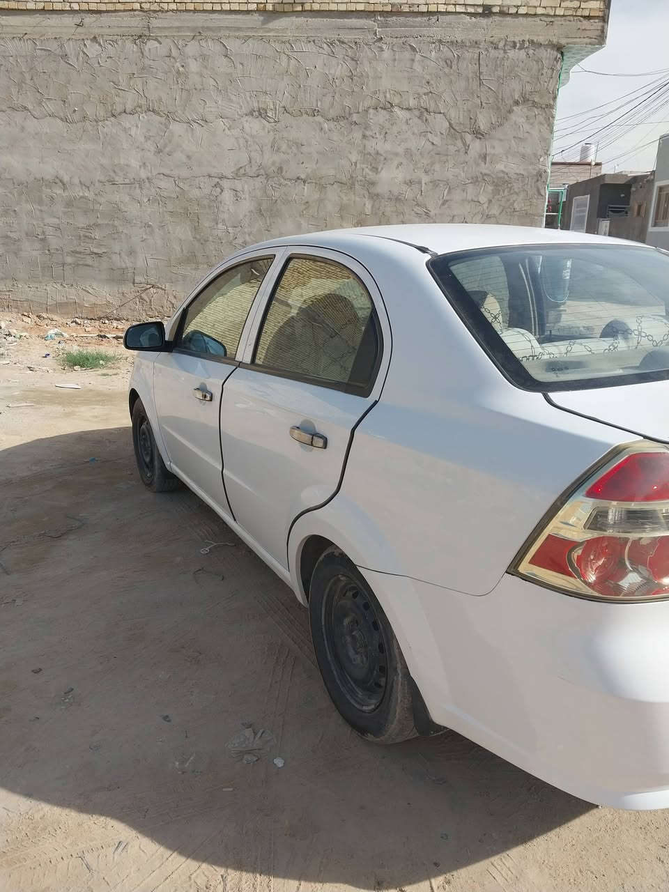 افيوا موديل ١١ مشروع وطني بأسمي
رقم واسط والسنوية ساقطه ٣ اشهر  مكفوله ما عدا طخه بسيطه يم الباب والجاملغ 
مكينه جديده ١٥٠٠
تخم تايرات جاهزه من كلشي
النجف الاشرف 
السعر ٧٥ ورقه 
للاستفسار ***********
