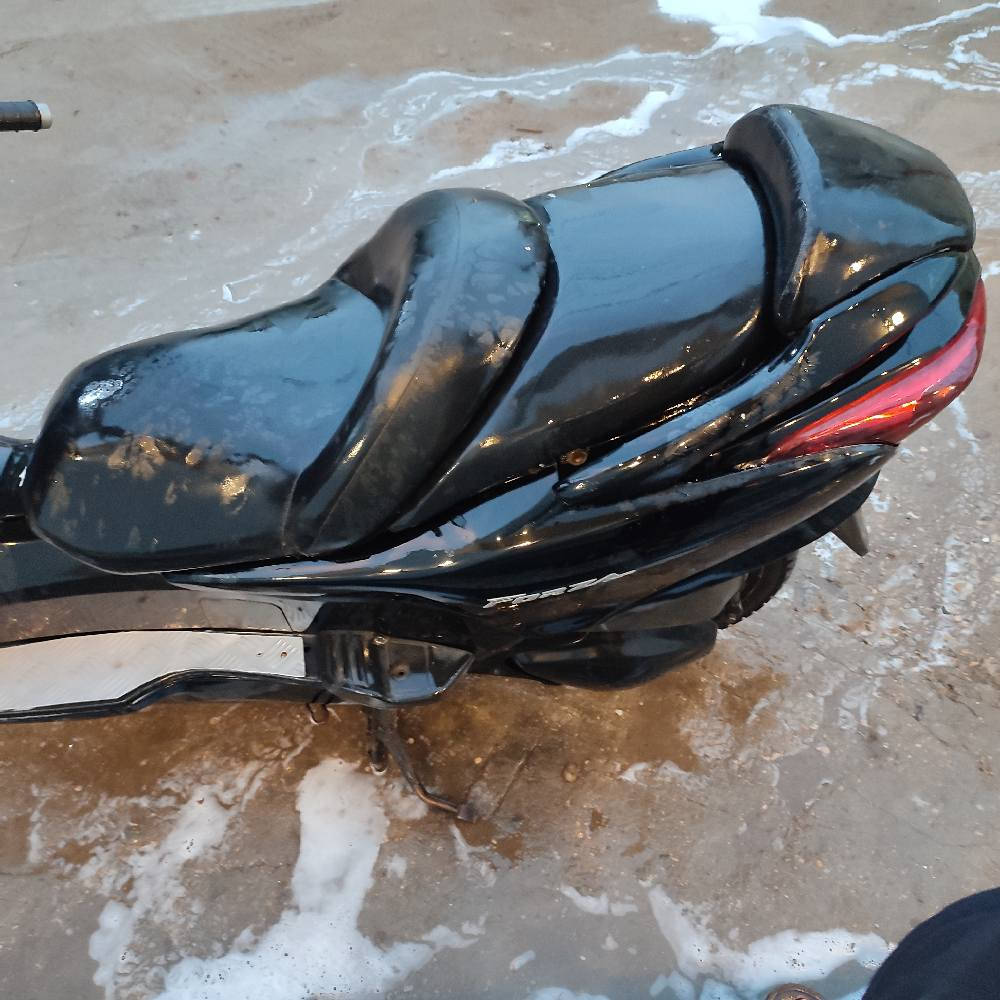 فورزه mf08 الدراجه نضيفه حلوه 6 كير 3 تحويلات بيها نواقص بسيطه چاملغ امامي انكسر موجود عندي يرادله تصليح أو تبديل وسيم مال قفل جنطه وهورن شلعتها تعبانه بس معدل 140 سعر 700 أو مراوس . بغداد, العراق


**إذا كنت صاحب هذا الإعلان وتريد حذفه لأي سبب، رجاءا أرسل رسالة إلى الدعم الفني**