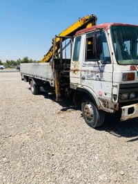 للبيع كرين نيسان موديل 90 رقم ديالى سنوية وهزة مجددة ٢٩ للستفسار الاتص...