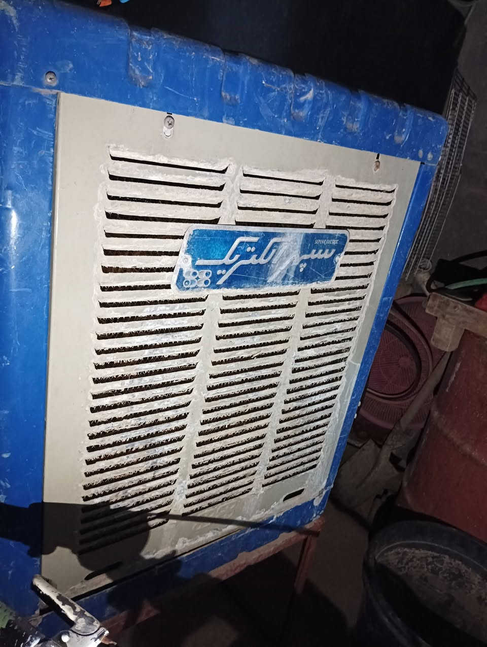 مبردات للبيع عدد 2 نظيفات كلش حديد وحده كبيره سعرها 100والثانية صغيره سعرها 60
الاتصال ***********
