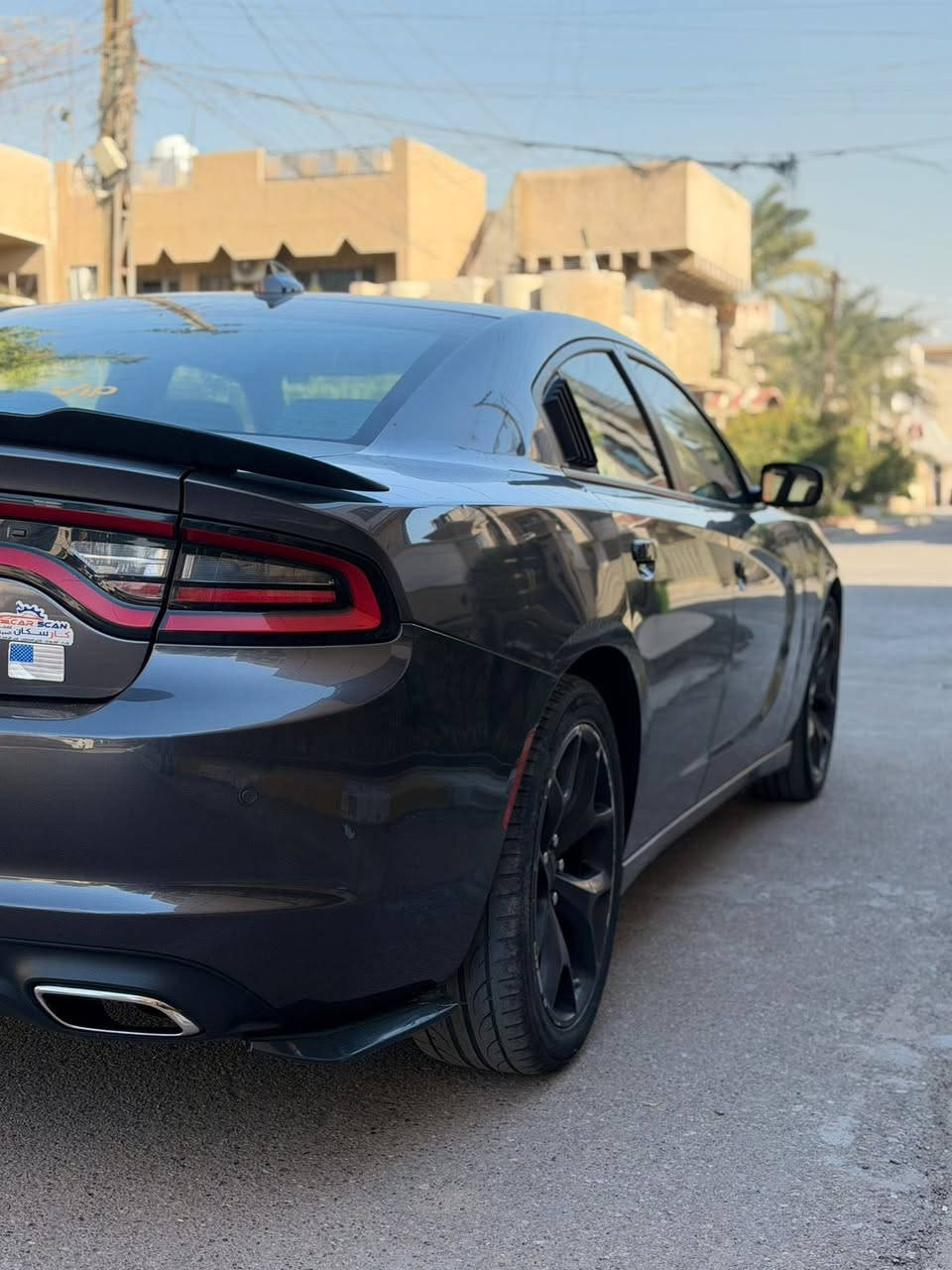 السلام عليكم
دوج جارجر 2023 last karخر اصدار 
رقم بغداد بسمي تحويل مباشر 
؛الضرر كما موضح بل صور والسونار من ضمن المنشور   وبدون ايرباك (حادث قطعتين ) 
؛مواصفات لSxtمعروفه 
؛محرك 3600
؛ماشيه 43mi
؛السعر 228وبيهة مجال بسيط للشراي 
؛اي استفسار ***********
؛مكاني بغداد حي القاهره
