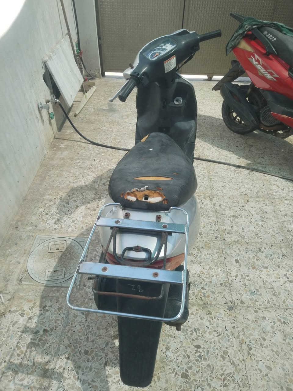 سلام عليكم دراجه 60 للبيع الدراجه اي عطل مابيهة السعر250 وبيهة مجال


**إذا كنت صاحب هذا الإعلان وتريد حذفه لأي سبب، رجاءا أرسل رسالة إلى الدعم الفني**