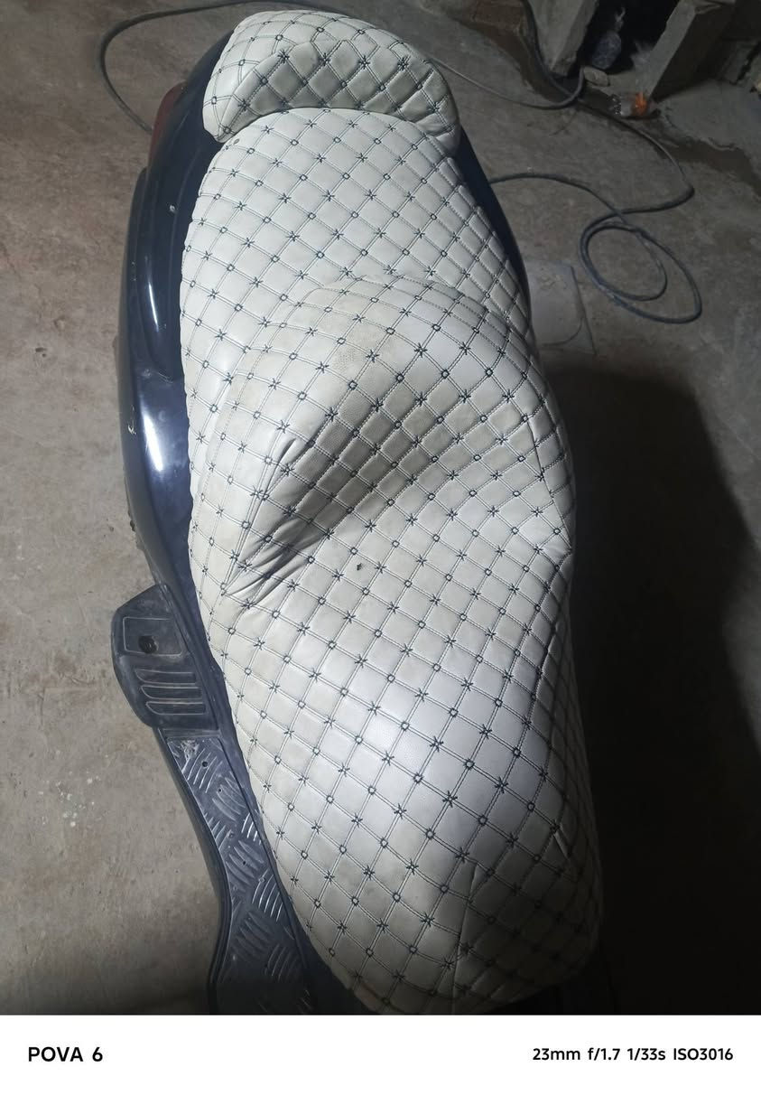 0.دراجة فورزا صفر ثمانيه(08)
1.دراجة نضيفه معنه الكلام
2.دراجة واضح مواضح اي نقوصات مابيها
3.+صالصه رياضي صوت حلو وليس عالي 
4.كلشي بيها شغال فقط الكير ملغي دوسه
كبل
5.اي وقت سلف واطلع 
6.شلعتها حلوه 
7.السعر 8 وبيها مجال بسبط الشراي
8.الرقم والاستفتسار ***********
