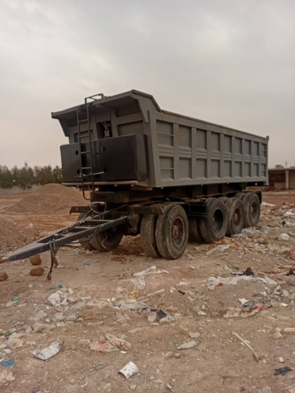 سلام عليكم  عربانة للبيع دناكير برينة شاصي 14 حدادية مكفولة كفالة عامه الستفسار اكثر ***********//***********
