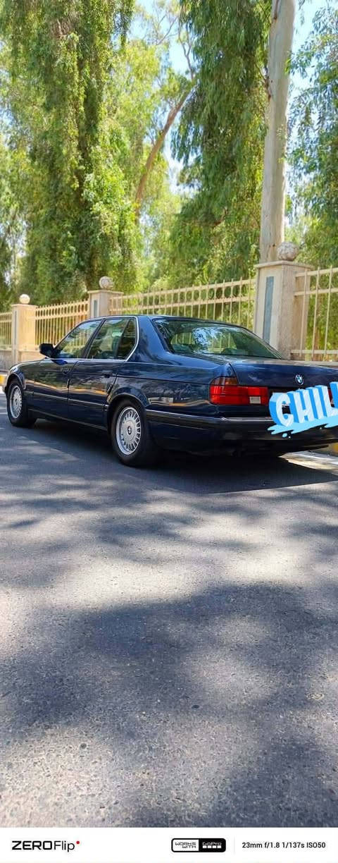 BMW.730Li
داخل جلد اسود 
تبريد قطعتين ثلج 
تدفئه 
صبغ جماليه 
تايرات جدد 
طخمها جديد اصلي 
كير مكينه شرط 
جامات كهرب 
مرايات كهرب 
قفل مركزي سنتر لوك 
سياره حيل حلوه ونضيفه


**إذا كنت صاحب هذا الإعلان وتريد حذفه لأي سبب، رجاءا أرسل رسالة إلى الدعم الفني**