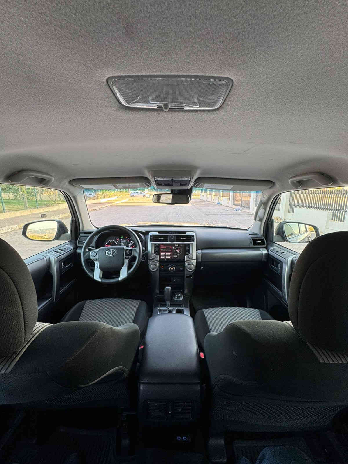 ماشاءالله 
TOYOTA  4RUNNER 🔥 
~ موديل 2023
~ تويوتا 4 رنر  
~ وارد أمريكا  
~ محرك 6 سلندر  / V6 
~ فئة SR5  
~موصفات  
~ بصمة 
~ فورويل ( 4*4 ) 
~ شاشة كبير 
~ كاميرة خلفية 
~ داخل أسود ملكية 
~ رادار أمامي 
~ كشن أمامي كهربائية 
~ كشن مغمر 
~تحديد سرعة 
~ حجم تايرات ١٧🌀
~ (  5 ) خمسة  راكب 
~ ماشي  18 آلف ميل  
~  بابين و جملغ و ربع بوند صبغ بدون دواخل  
~سيارة  مرقمه جاهزه تريد تحويل أو وكالة 
~ ارباك سترن وصقف طاك رجع بيلاي اصلي ‎100%100
~ رقم شانسي موجود في المنشور 
~صورة حادث موجودة في المنشور 
~ سعر  ( 270 )💰دولار بيها مجال 🤏
~ مكان عقرة معرض كوره ك 
 رقم تلفون و واتساب ☎️***********
رقم أسيا ***********
اخوكم سورداش الهركي
