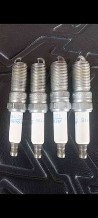 للبيع بلكات ماليبو او امبالا أو كوينكس أو تيران الي محركها 2500 نظيفه ...