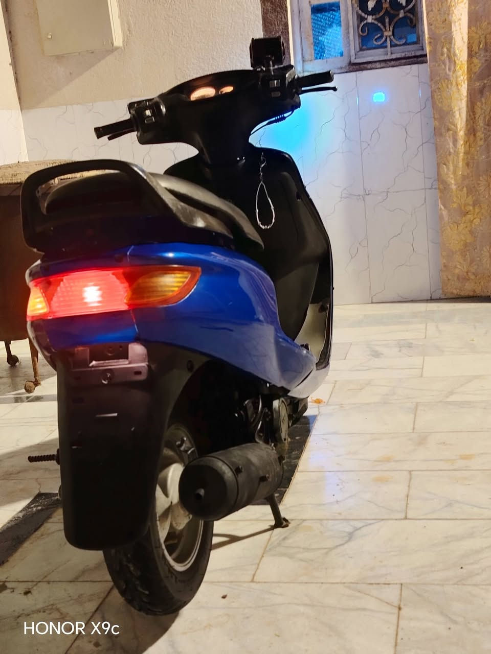 دراجه فراشه جاهزه من كلشي سلف هندر كيج بانزين لايت صطاب خلفي دبلات اشاير دبل خلفي عينه دراجه مال بيت نهضه نعومه فول ونضافه شوفت عينك سعر ٣٢٥وبيهه مجال بسيط قضاء المدينه رقم***********
