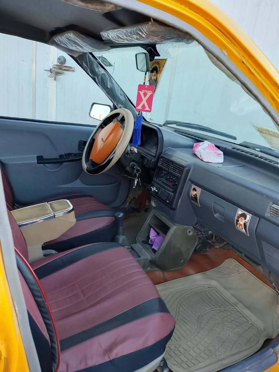 موديل 2010  تخم تاير سيارة مصبوقة جمالية
كله جديد نظافته 100%
السعر (25 ورقه) 
العنوان العماره ماجدية قرب سيد جميل
تفصيل اكثر خاص


**إذا كنت صاحب هذا الإعلان وتريد حذفه لأي سبب، رجاءا أرسل رسالة إلى الدعم الفني**