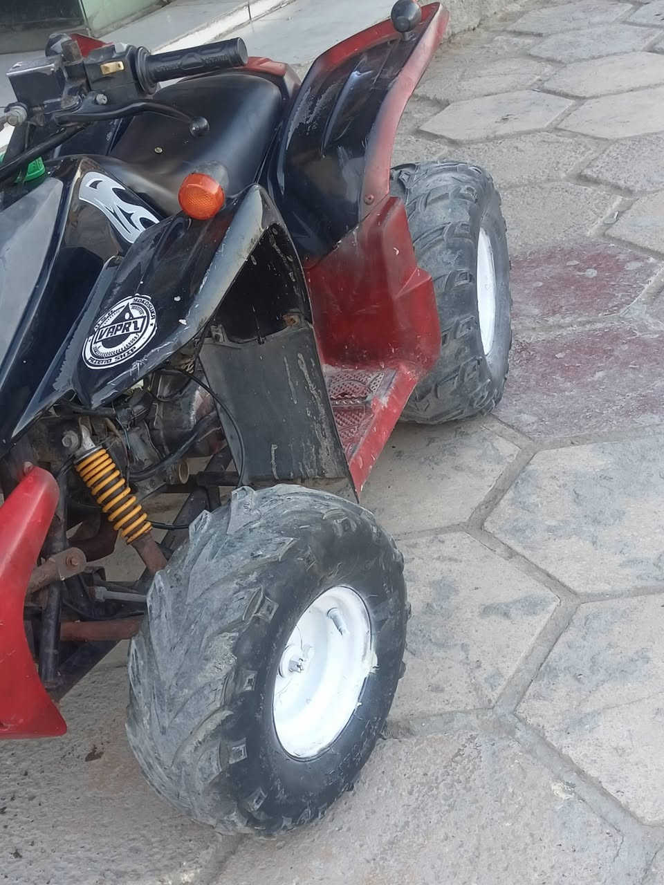 دراجه رباعيه للبيع بلاديه مكينه 80
اتواصل على الرقم***********
