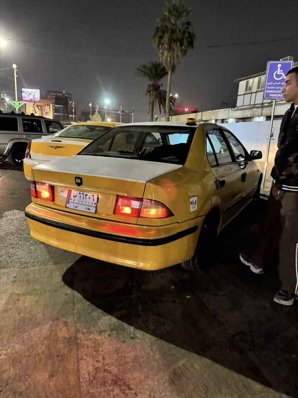 السلام عليكم للبيع سمند 2012
سياره حلوه وخير من الله بيهة تعمير خياسات  

عنوان بغداد السعر 33بيهة مجال

***********
