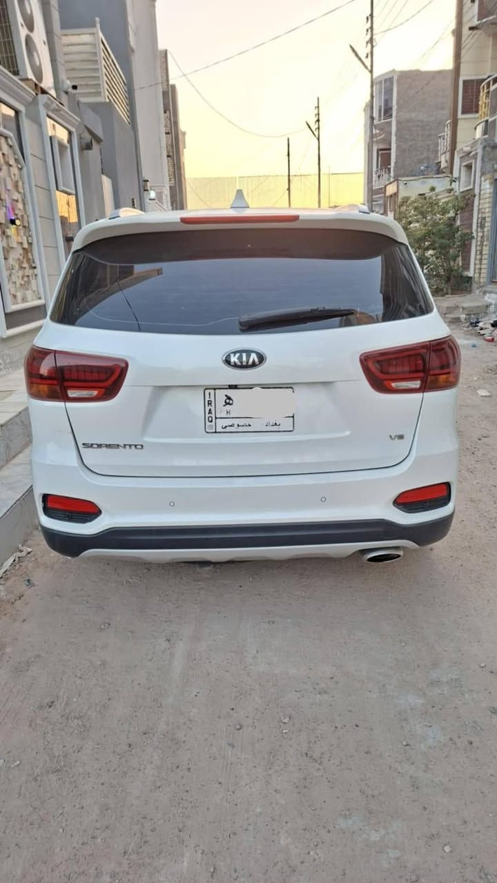 سيارة سورنتو 2020 خليجي للبيع
رقم ألماني بغداد السنويه منتهية 
يوجد بارد گد اربعه اصابع في مكانين موضح في السونار
7 راكب كشنات جلد الكشنات الاماميه كهرباء 
اشاره ترحيب في المري +المري شفط
حساس امامي و حساس خلفي
3 قطع تبريد اربعه انظمه قيادة 
كلمه سورنتو في الدواسه بردات بلاديه 
تحكم ستيرن مثبت سرعه الصندوق كهرباء 
كاميرا خلفيه ويل كب نيكل 
المكينه v6 سندر مع العلم المكينه مفتوحة 
السياره موجوده بالبصرة والمالك من كربلاء.     السعر 250
***********
