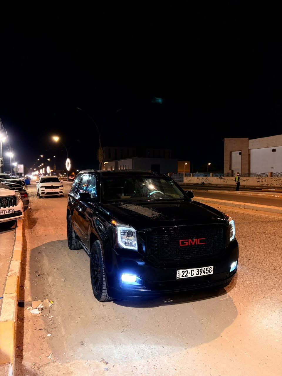 السلام عليكم ورحمة الله وبركاته 
من رخصة الادمن
يوكن 2015 
دينالي 6200
معروفه اليوكن الفول
بيها شويه بارد .
اسفل باب الصدر 
وشخطه زغيره باب الي خلف السائق الباقي مكفول 
مراوس فورد F150
او رام 
اسود فقط
الي عنده يراسلني خاص 
ربي يرزقكم جميعاً 
اعاده الله عليكم بالخير والبركه


**إذا كنت صاحب هذا الإعلان وتريد حذفه لأي سبب، رجاءا أرسل رسالة إلى الدعم الفني**