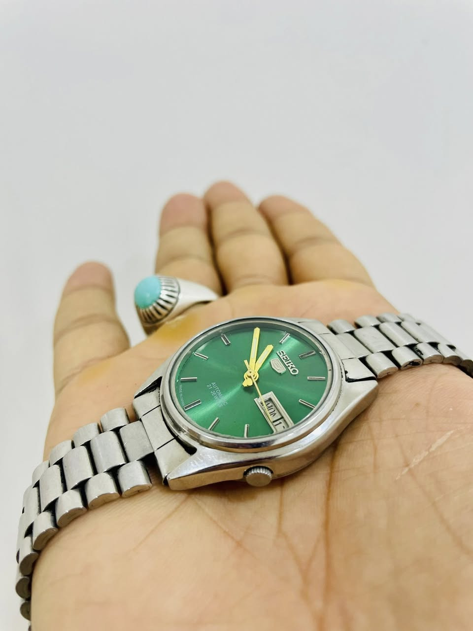 سايكو فايف اوتماتيك مينة خضراء نظافة 95/100 نافذة للتاريخ مختمة الساعة بالكامل


**إذا كنت صاحب هذا الإعلان وتريد حذفه لأي سبب، رجاءا أرسل رسالة إلى الدعم الفني**