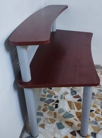 ميز دراسي ويرهم مال استعلامات كلش نضيف السعر 90 وبي مجال بسيط رقم الها...