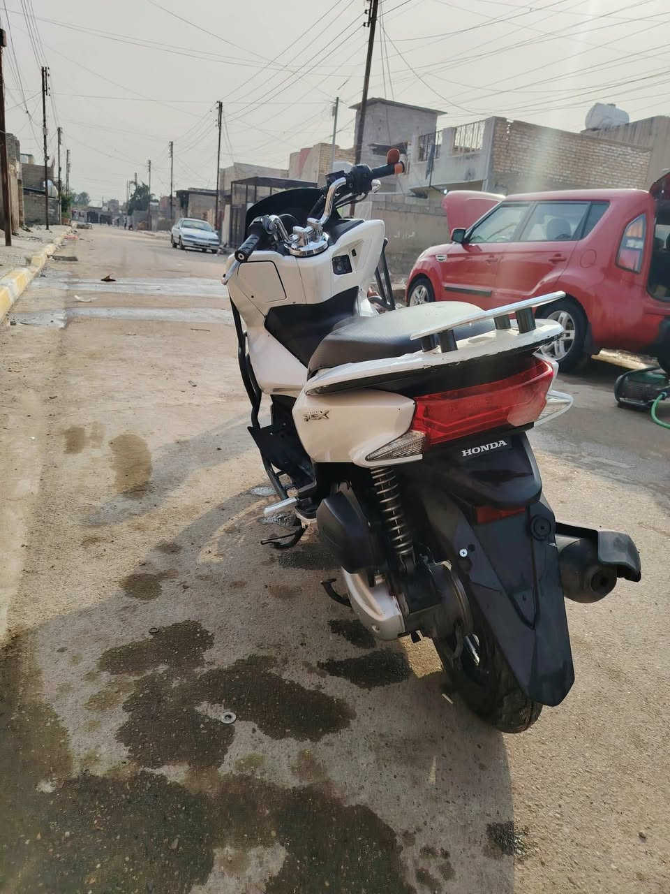 سلام عليكم مكلف بل نشر  بي سي اكس جيل ثاني ياباني مكفوله من فتح مكاني بغداد الحسينيه راشديه رقم صاحب دراجه  ‏‪***********‬ سعر مليون و 700الف
