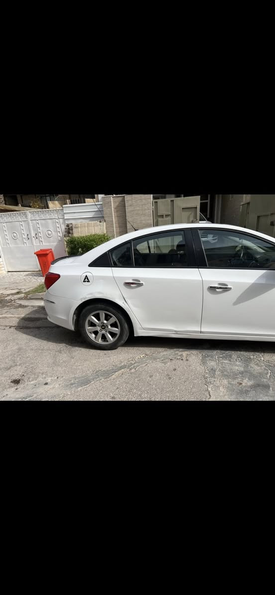 سلام عليكم شباب شلونكم
كروز ٢٠١٦
للبيع او مراوس حسب الرغبة
ماشية ١٦٥ ألّف حقيقي 
السياره خليجية 
بيها ٣ قطع جاملغ سايق وبنيد وصندوق وراجعات نفسهم بس اني بدلت البنيد لهذا اللون الاسود البنيد القديم عدي وعدي سونار الها
سويجين
شاشة اندرويد كار بلي
بصمة ٤ ابواب
سلايد روف
كشنات جلد
تخم تاير جديد
صدر امامي خلفي جديد
منظومة تبريد جديد
مكاني بالرصافة 
محرك وكير خير من الله ارقى دهن ابدللها وبانزين محسن

***********
