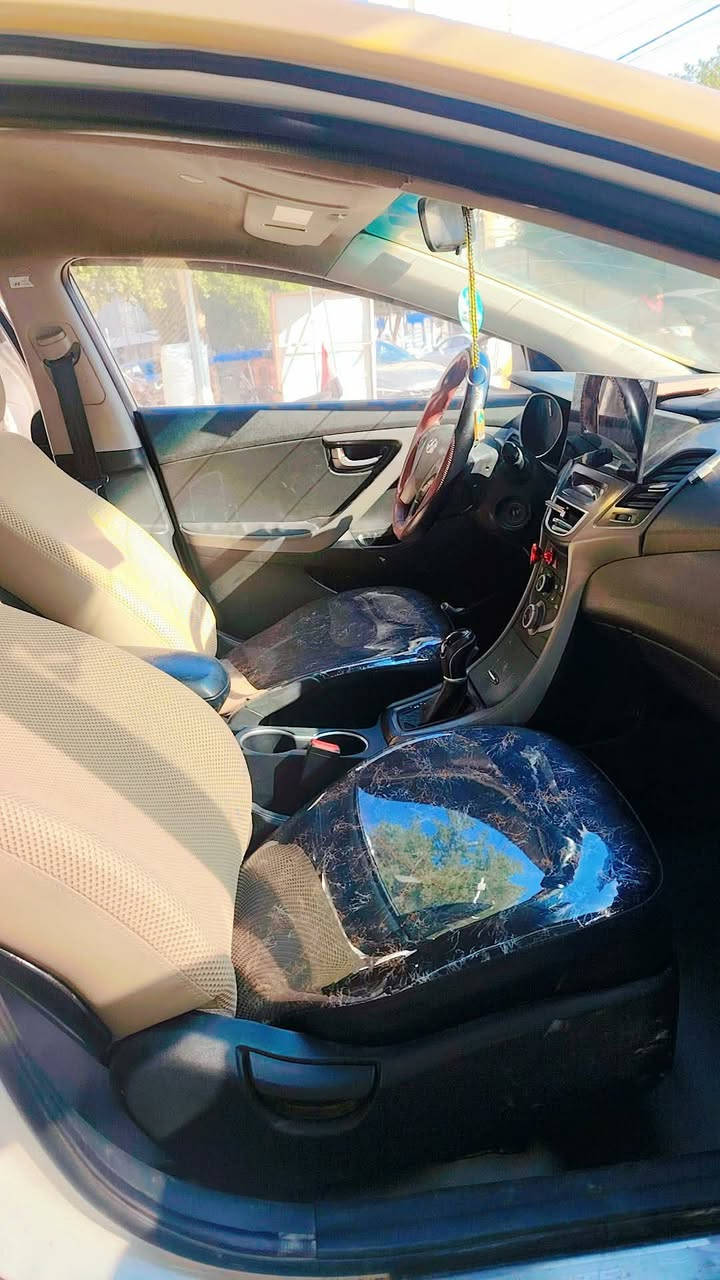 النترا خليجي 16 مكينه 1600 جاملغ 2 بارد خلفي والامامي بارد السعر 100 مكاني بغداد التاجي 
الرقم ***********
