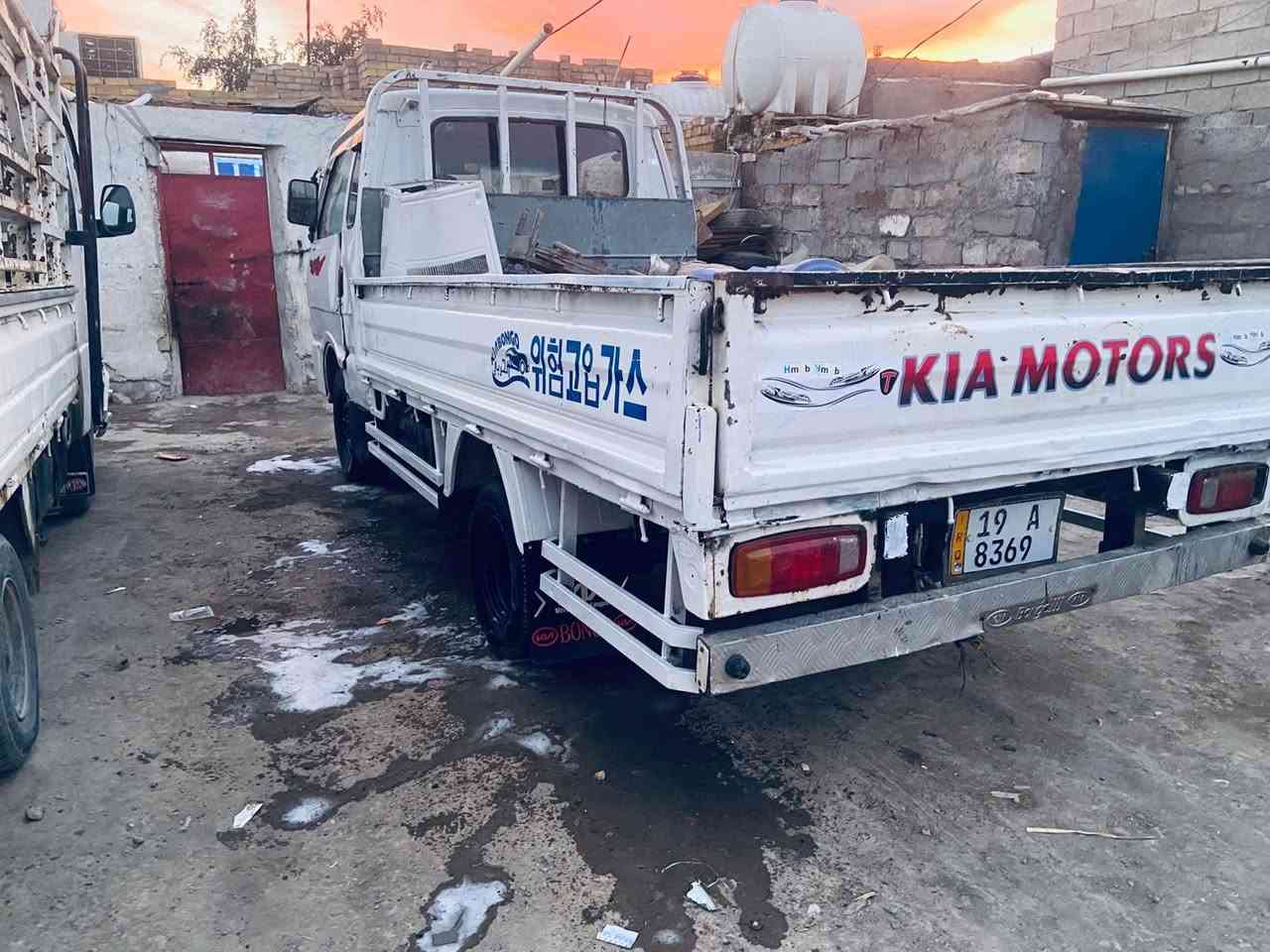 سلام عليكم كيه للبيع بنكو موديل 95 طول 7 جنكال رقم كربلاء سياره كل نقص مابيهه لاستفسار عل رقم ***********
